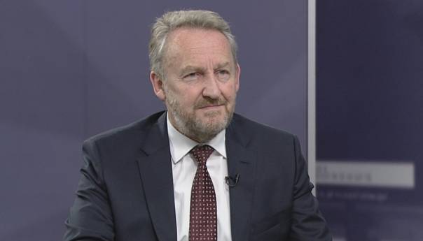 Izetbegović o Dodiku: Bojim se da će nas postepeno dovesti do konflikta