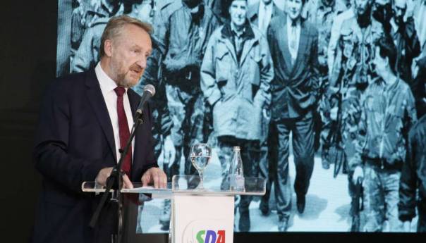 Izetbegović o 'srpskom svetu' i trećem entitetu, opasnoj šutnji, izborima, ljevičarima