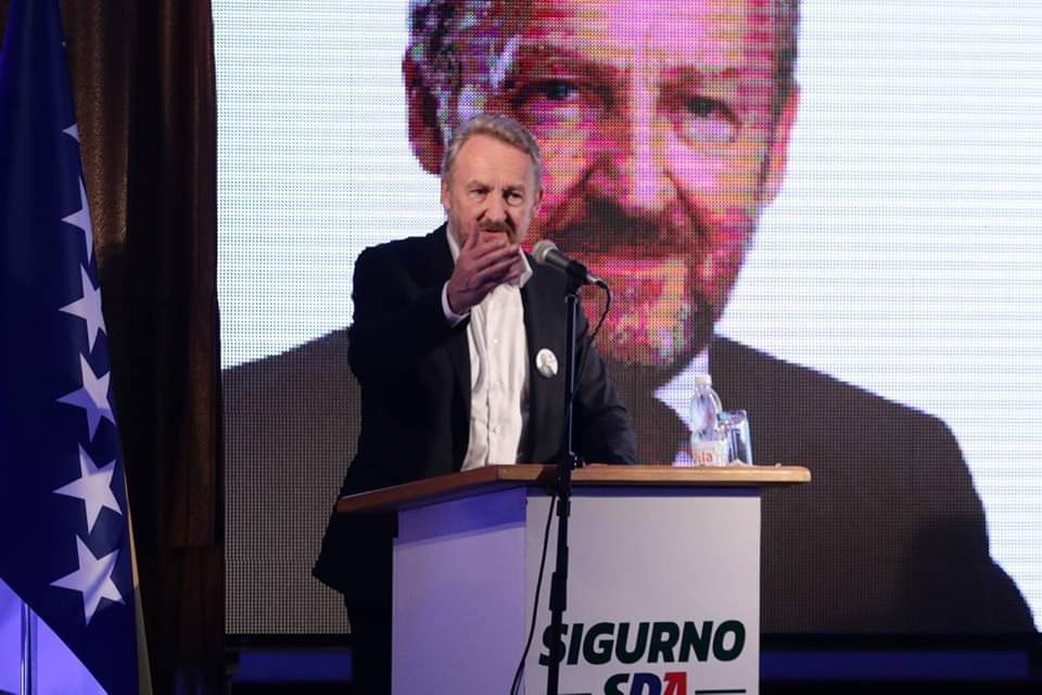 Izetbegović: Oponentima ruka saradnje, ali ćemo ih prije toga pobijediti 