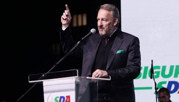 Izetbegović: Ovi izbori su najvažniji od rata, narod to osjeća i idemo zajedno u veliku pobjedu