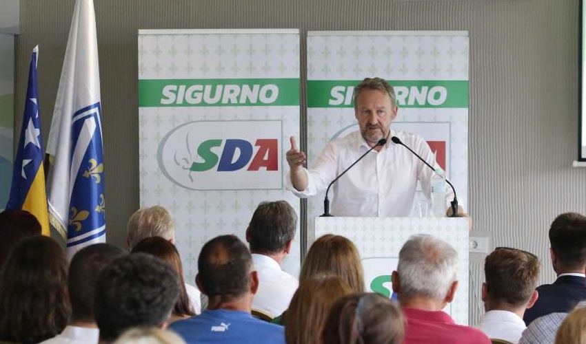 Izetbegović: Politika BiH se neće voditi u Beogradu ili u Zagrebu, već u Sarajevu