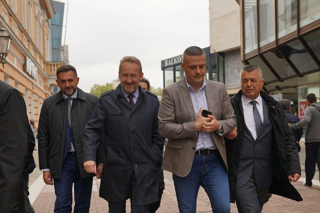 Izetbegović, Ramić, Mijatović u Doboju na forumu o povratku u RS