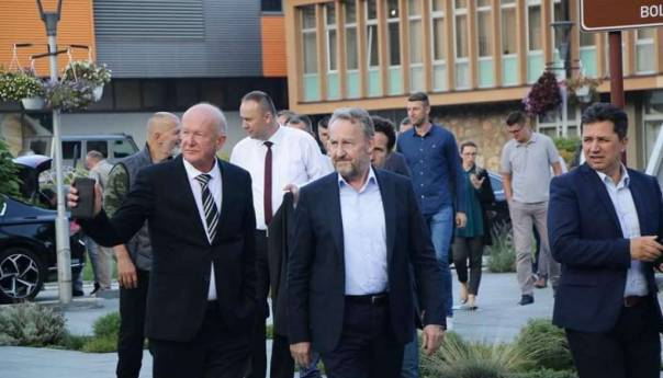 Izetbegović razgovarao s načelnikom Olova