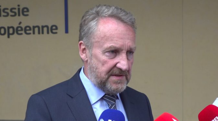 Izetbegović s Varhelyijem: Odbio sam razgovor o Izbornom zakonu