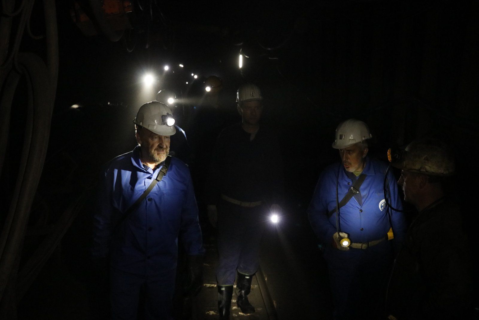 Izetbegović sa rudarima u jami Begići u Kaknju