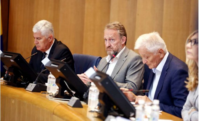 Izetbegović sazvao sjednicu Doma naroda na kojoj bi se ukinule akcize na gorivo i umanjio PDV
