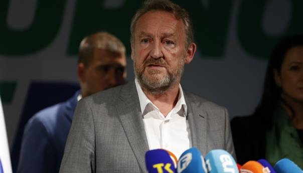 Izetbegović: SDA apsolutni pobjednik, praviti jake koalicije s velikom podrškom