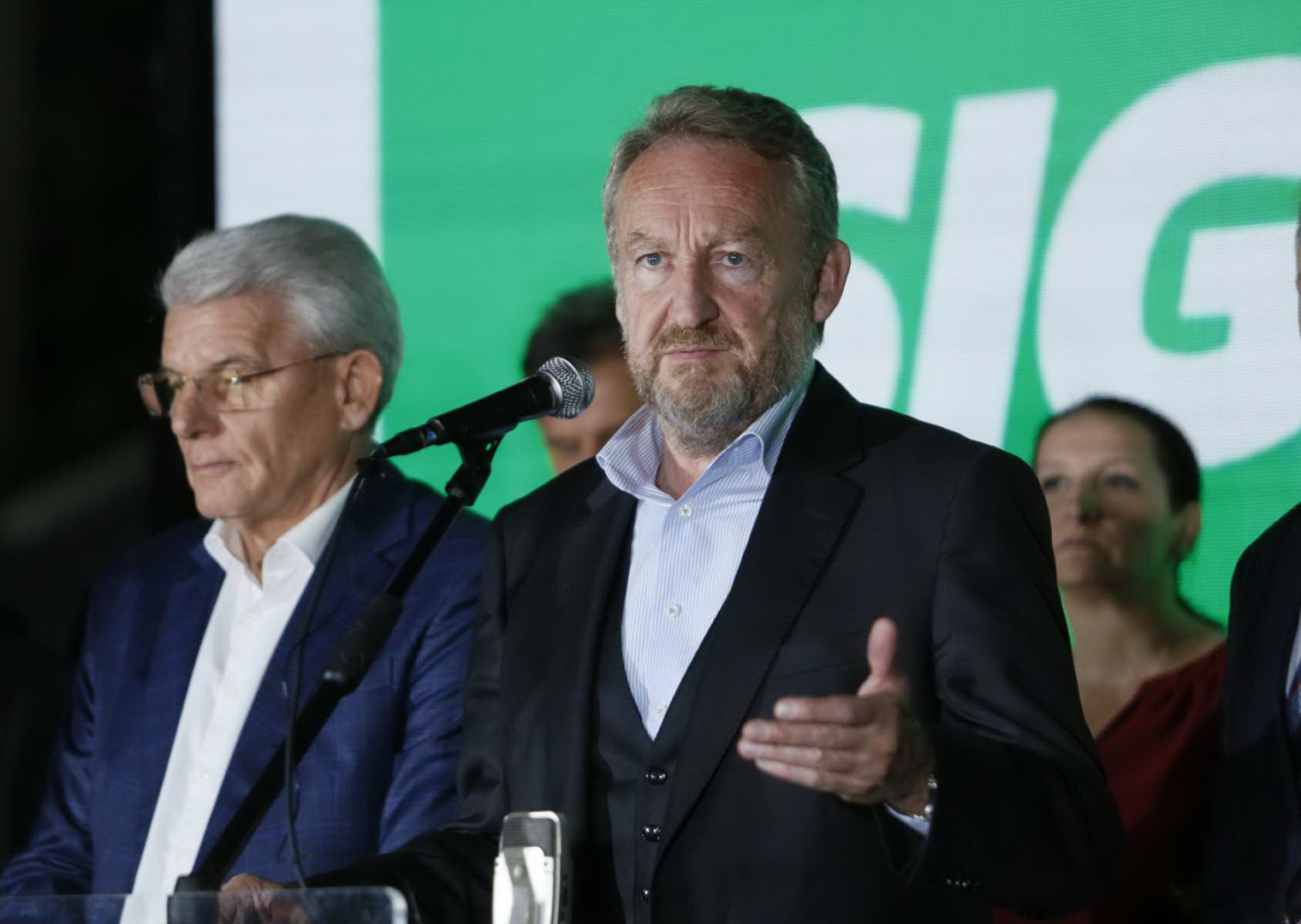 Izetbegović: SDA nije u padu, nego u porastu, to je najjača stranka u BiH