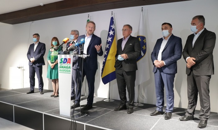 Izetbegović: SDA snažno stala iza Novalića, problem ima samo krivosuđe