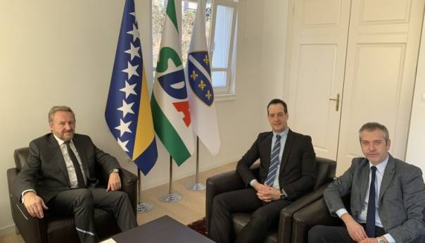 Izetbegović se nastavlja zalagati za bolje uvjete rada kulturnih društava