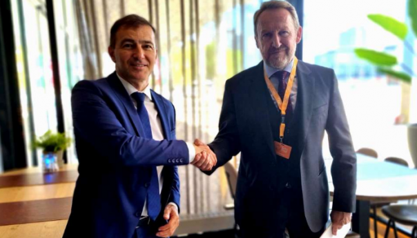 Izetbegović se sastao sa zastupnikom u EP-u, Andreyjom Kovatchevom