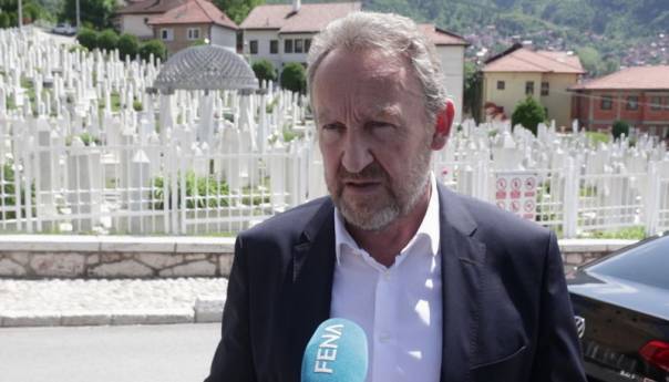 Izetbegović: Treba čuvati mir u BiH i raditi na modernoj državi