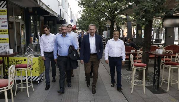 Izetbegović: U rukovodstvu OO SDA Ilidža novi, mladi ljudi