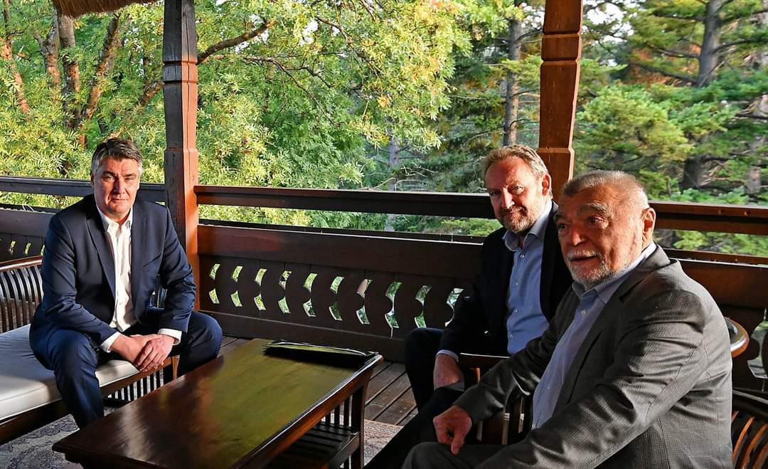 Izetbegović u Zagrebu s Milanovićem i Mesićem: Vrlo otvoren razgovor