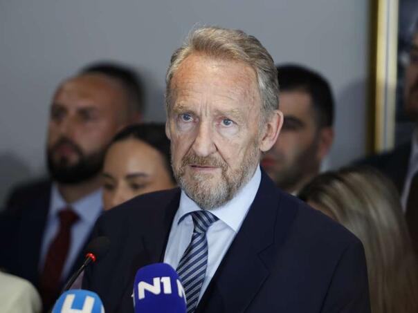 Izetbegović uputio čestitku Nedžadu ef. Grabusu