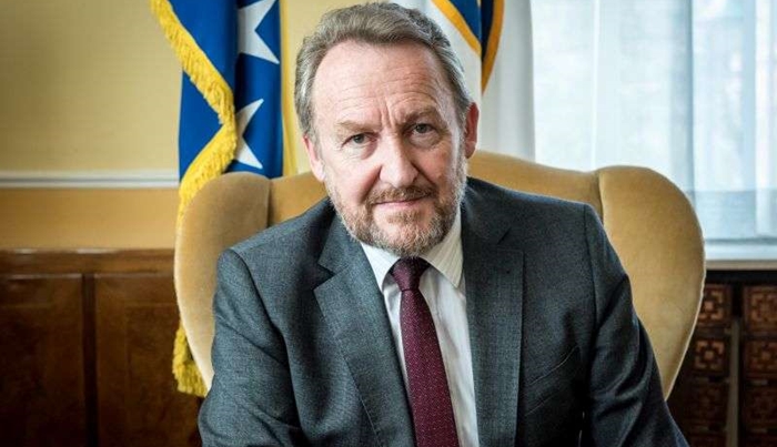 Izetbegović uputio telegram saučešća povodom smrti oca Milorada Dodika