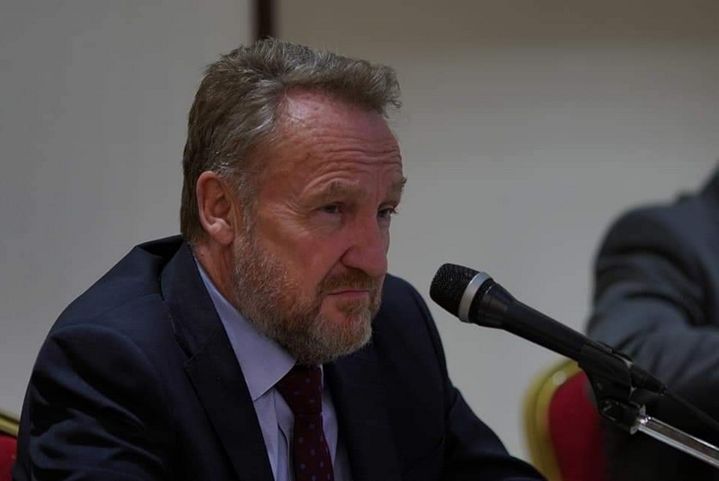 Izetbegović: Visoki predstavnik da prekine šutnju, ohrabruje secesioniste