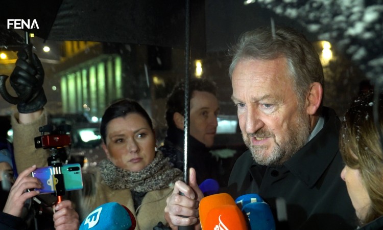 Izetbegović: Vrši se pritisak na sve strane, ponajmanje na HDZ