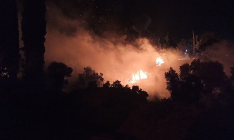 Izgorio najveći migrantski centar, vanredno stanje na Lezbosu