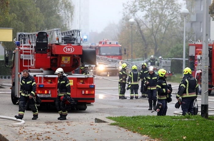 Izgorio stambeni kontejner u Zagrebu, poginula jedna osoba