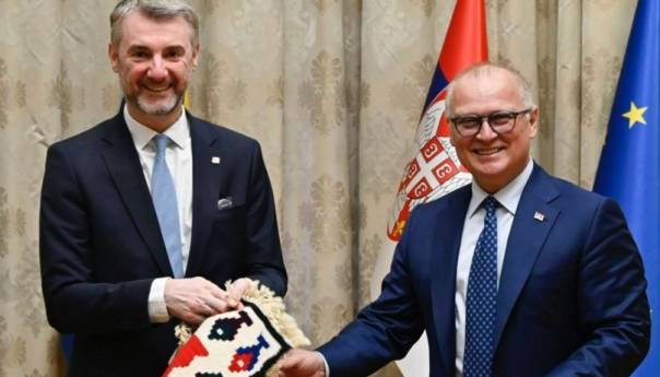 Izgradnja dva autoputa i dvije brze saobraćajnice između BiH i Srbije