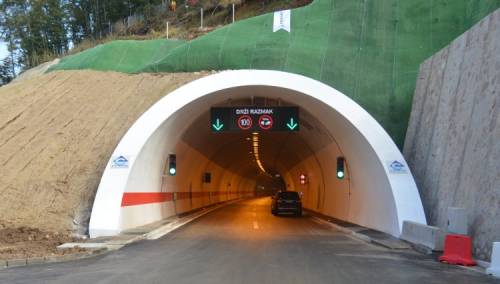 Izgradnja na svih osam gradilišta nije stala i ima kontinuitet