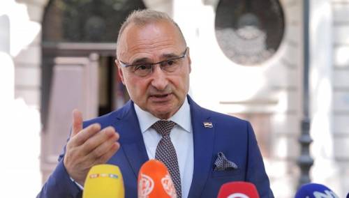 Izjava o BiH bila izmijenjena, Stoltenberg spriječio blamažu