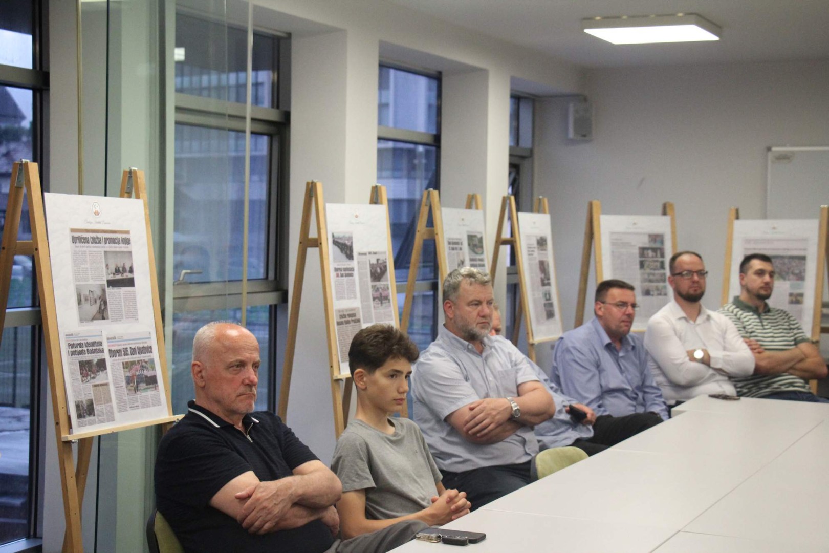 Izložba 'Ajvatovica kroz novinske članke', autora Azama Mandžića