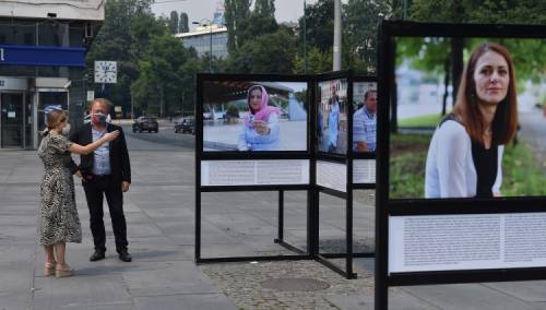 Izložba #ChildrenAndGenocide Muzeja ratnog djetinjstva na Trgu djece Sarajeva