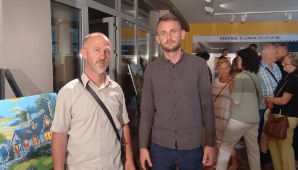 Izložba slika polaznika Likovne škole "Zuko i Lazo"