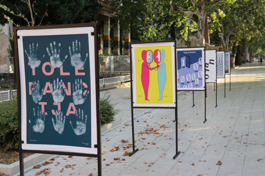 Izložba 'Tolerancija' u Mostaru: Mladi trebaju razlikovati nešto 'usput' od onoga što 'ima dušu'