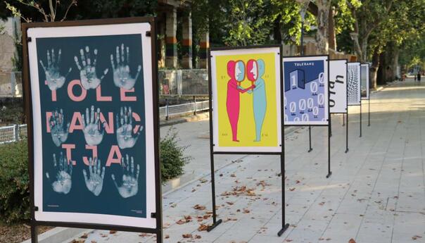 Izložba 'Tolerancija' u Mostaru: Mladi trebaju razlikovati nešto 'usput' od onoga što 'ima dušu'
