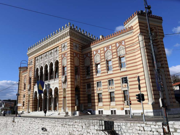 Izložbom radova Safeta Zeca počinje obilježavanje 130 godina postojanja Vijećnice