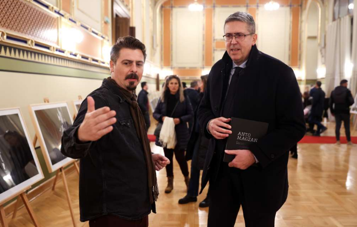 Izložbom u Vijećnici Katalonija i BiH obilježile 30 godina prijateljstva