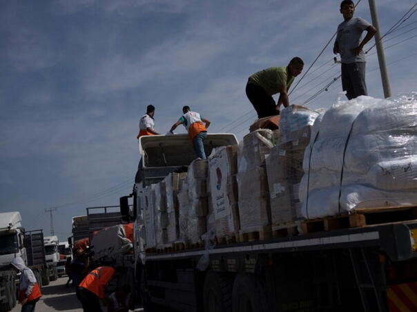 Izrael blokira ulazak injekcija i hrane za bebe u Gazu