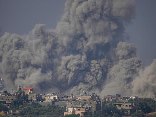 Izrael bombardira Gazu dok tinjaju neslaganja sa SAD