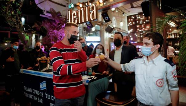 Izrael otvara restorane i turističke atrakcije – ali samo za vakcinisane