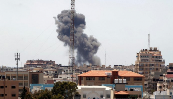 Izrael poslao vojna pojačanja na granice s Libanom i Gazom