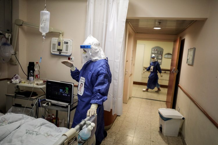 Izrael: Prvi slučaj istovremene zaraze koronom i gripom