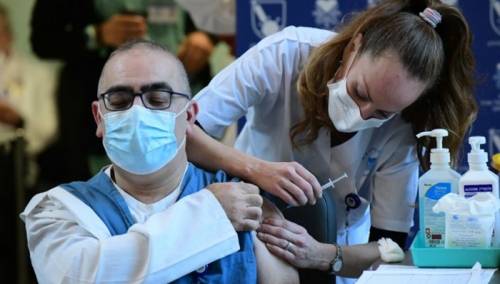 Izrael svjetski lider u broju vakcinisanih, nakon dvije doze 'zeleni pasoš'