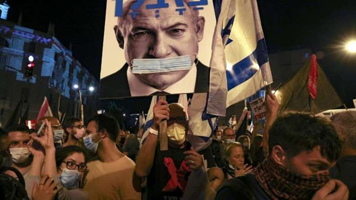 Izraelci protestirali pred rezidencijom Netanyahua