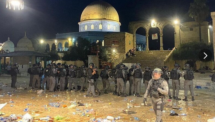 Izraelska policija napala vjernike u džamiji Al-Aqsa