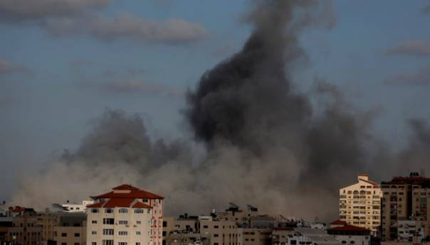 Izraelska vojska: Pogođeno pet kuća lidera Hamasa