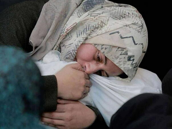 Izraelska vojska ubila 24 Palestinca koji su čekali pomoć u Rafahu