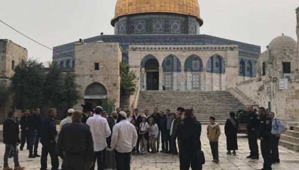Izraelske vlasti srušile stepenište koje vodi do džamije Al-Aksa