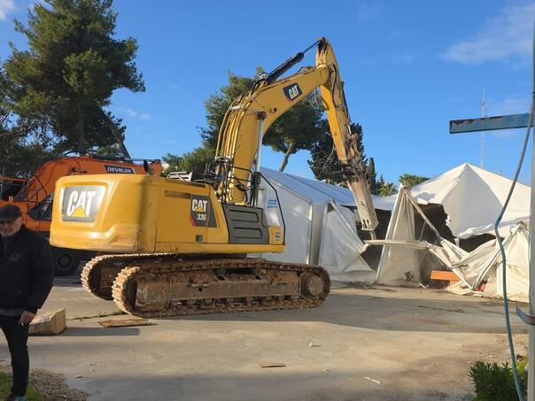 Izraelski buldožeri ruše objekte agencije UN-a u Jerusalemu