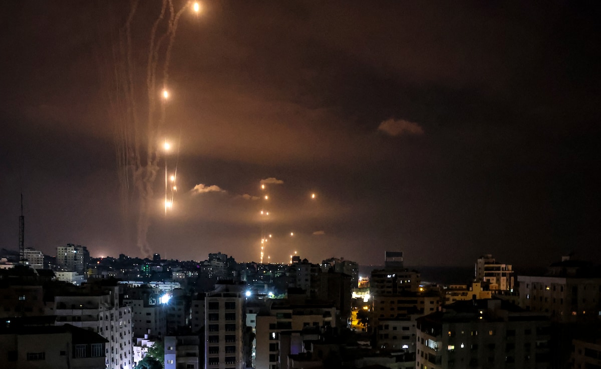 Izraelski mediji: Iran pokrenuo napad na Izrael, lansirani dronovi