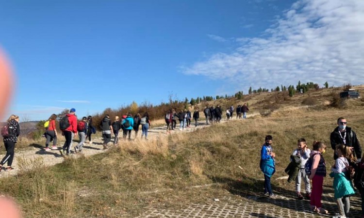 Izviđači posadili 600 sadnica na Smetovima