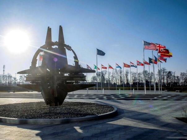 Izvori i mediji: NATO strahuje od nasilja na Balkanu