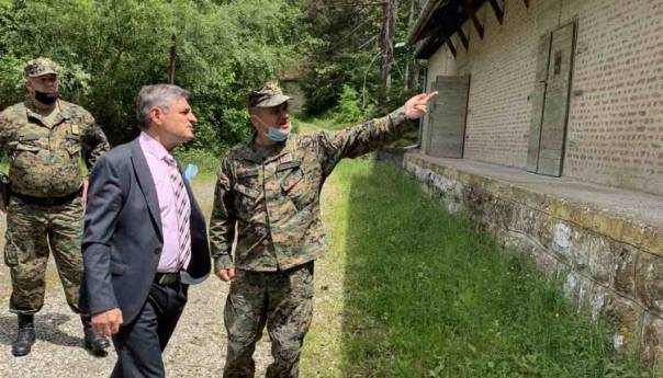 Izvršena primopredaja dijela vojne lokacije skladišta OS BiH 'Car Dušan' u Rudom